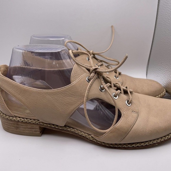 Stuart Weitzman Women’s Size 10 Tan almond Lace Up Leather Loafers Oxfords - Picture 12 of 16